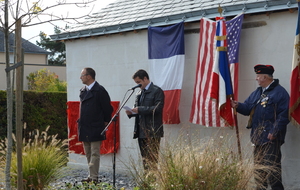 Inauguration d'une plaque sur notre salle
